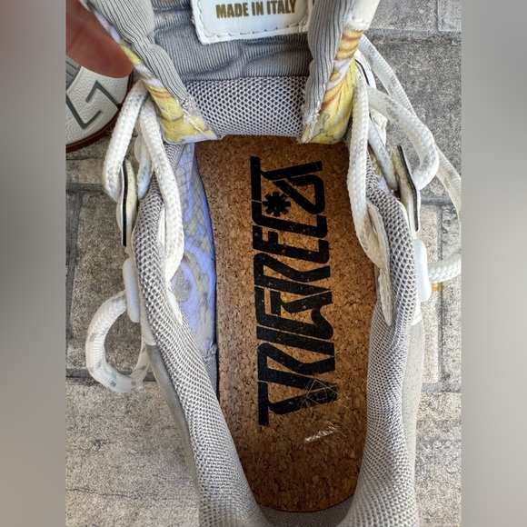 New Versace Trigreca Sneakers Size 38 Made in Italy Barocco Print - Picture 5 of 11